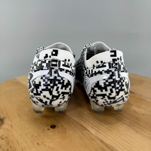 Under Armour UA Magnetico Elite 5 FG Men\'s Size 10.5 Soccer Cleats \'Pixels\'‎ NEW main image 7